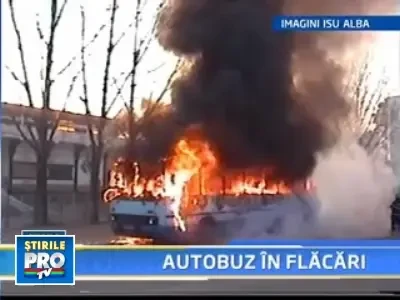 Autobuz in flacari la Alba Iulia
