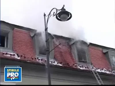 Palatul Brukenthal a luat loc! Incendiul a facut scrum patru apartamente