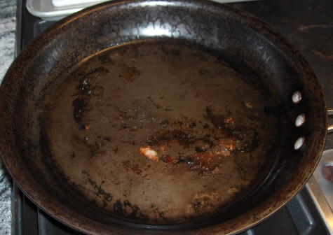 Pompierii in alerta la Timisoara: o tigaie a fost uitata pe foc!