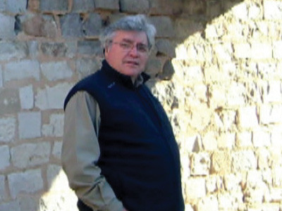 Un regizor roman, stabilit in Franta, vrea despagubiri de 200.000 de euro