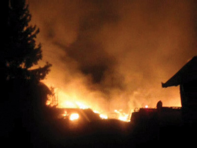 Gest eroic! S-a ales cu arsuri grave ca sa-si salveze copilul din flacari