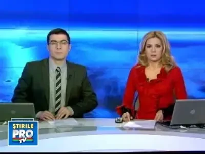 Ambulanta rasturnata in Mehedinti. O asistenta s-a ales cu bratul rupt