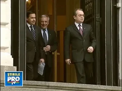 Isarescu despre cursul valutar: Credeti ca e mult?