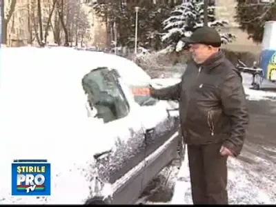 Zapada din Bucuresti i-a trimis fortat pe soferi la cumparaturi!