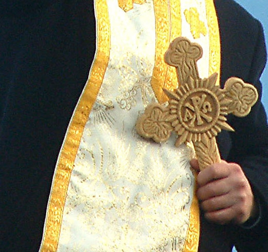 Slujba impresionanta la Dervent: au devenit calugari la 72, 80 si 83 de ani