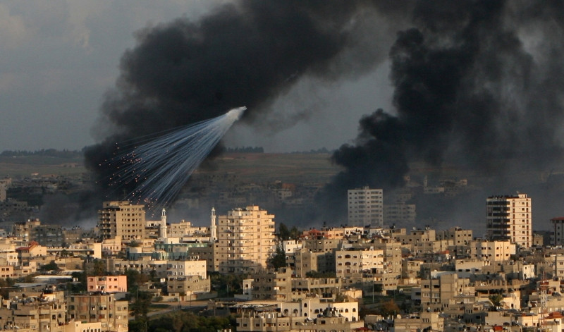 A scapat din Fasia Gaza, dar are de platit 2.000 de euro, biletele de avion