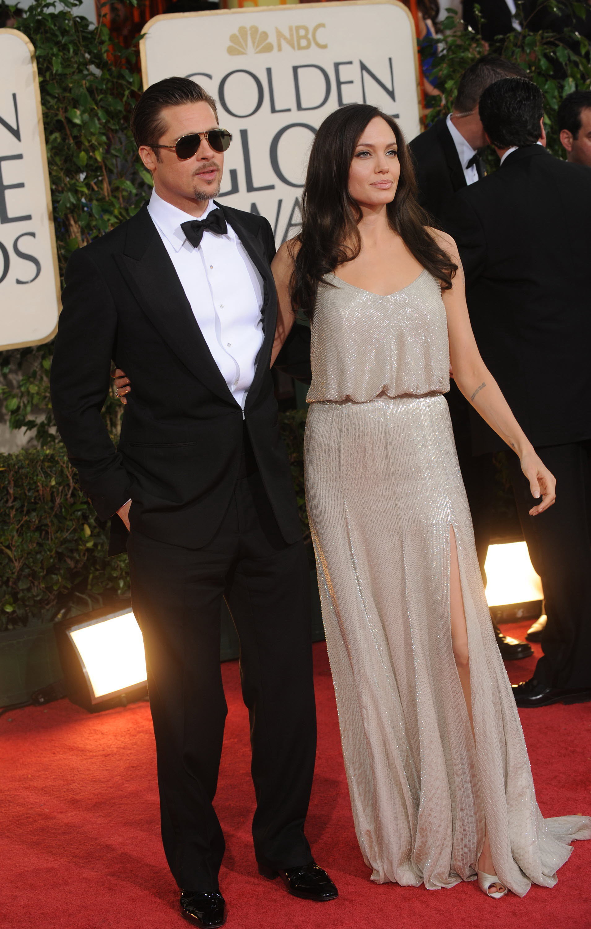 Angelina Jolie l-a inselat pe Brad Pitt?