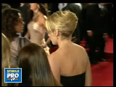 Agitatie si tendinte vestimentare la Globurile de Aur