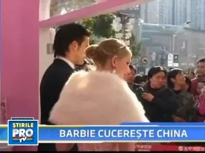 Barbie face prima calatorie in China