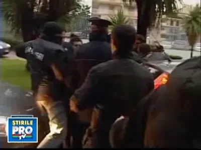 Mafiotul din Napoli care a fugit de politisti prin canalizare a fost prins