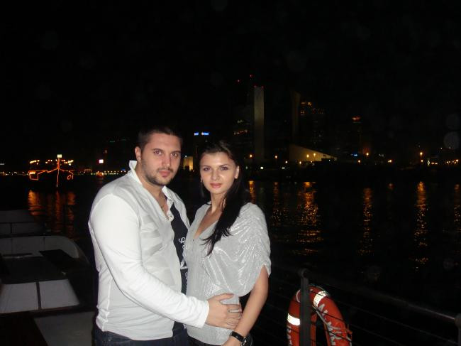 Ramona Gabor a mers in Dubai pe banii unui crai bucurestean