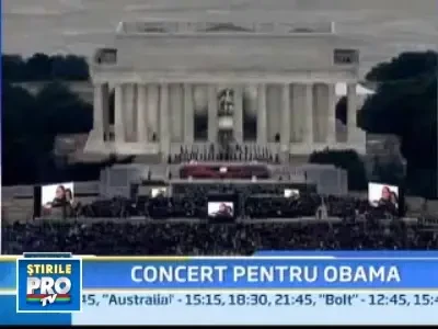 Vedetele s-au inghesuit sa-i cante lui Obama