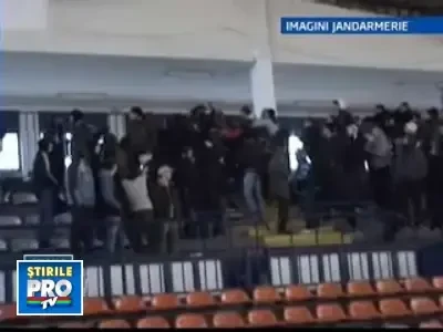 Dosare penale pentru suporterii violenti de la Steaua - Ferencvaros