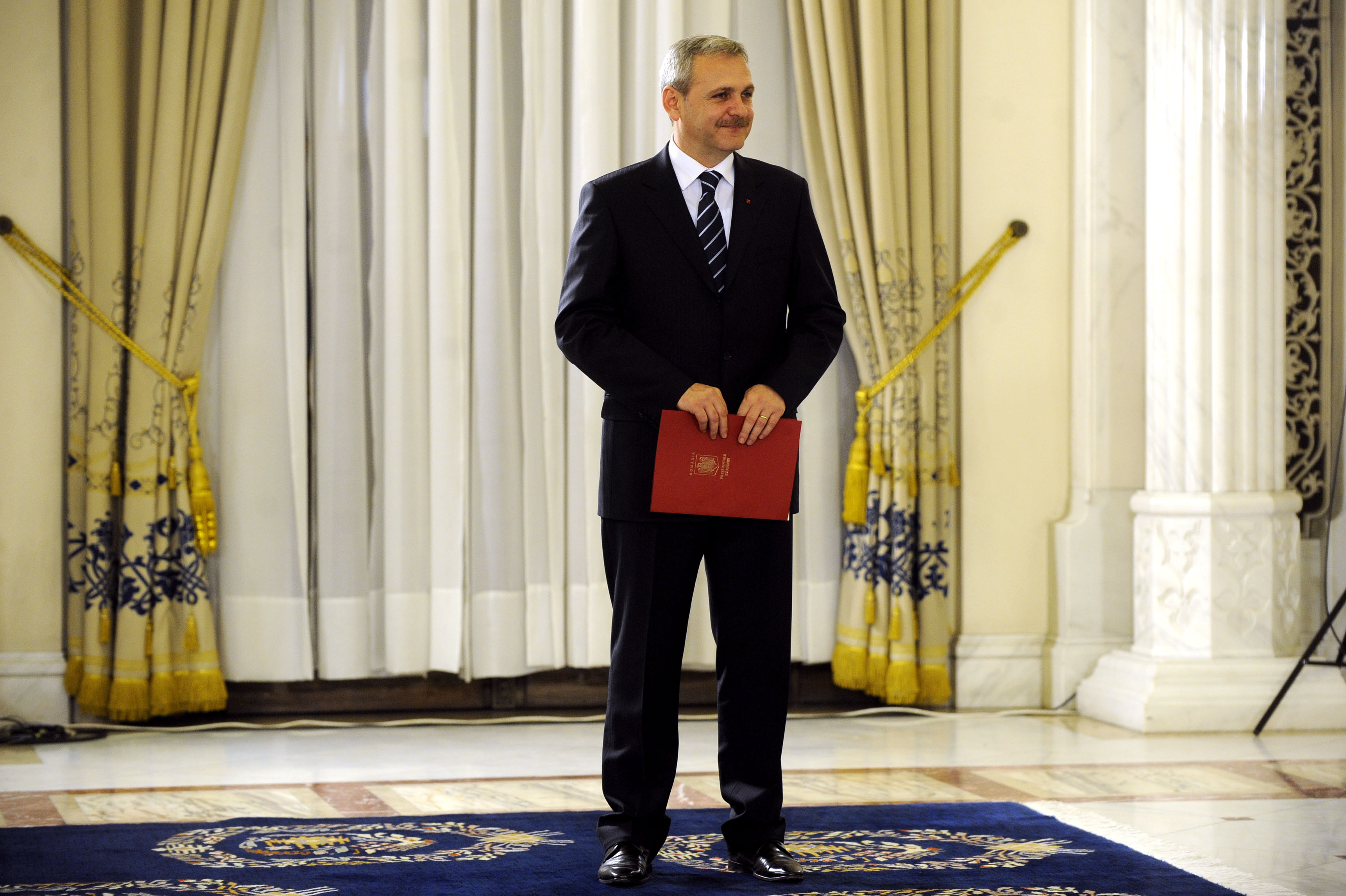 Preluare de mandat cu probleme tehnice la Ministerul de Interne