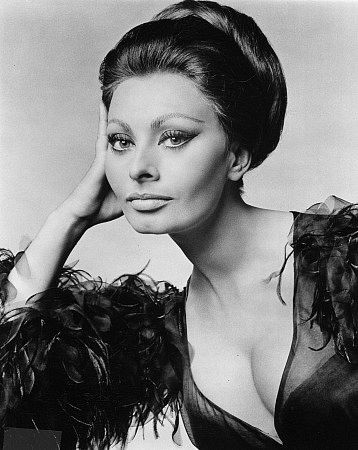 Sophia Loren va juca intr-un film autobiografic