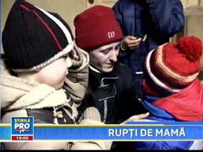 O mama despre cei cinci copii ai ei: "Luati-i, ca eu nu mai pot sa-i tin!"