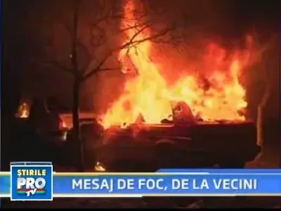 Rafuiala intre vecini. Si-au gasit masinile incendiate!