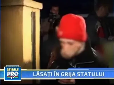 Si-a abandonat cei cinci copii din cauza saraciei