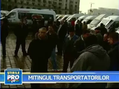 Transportatorii privati au iesit in strada. Nu mai vor RATB in Ilfov