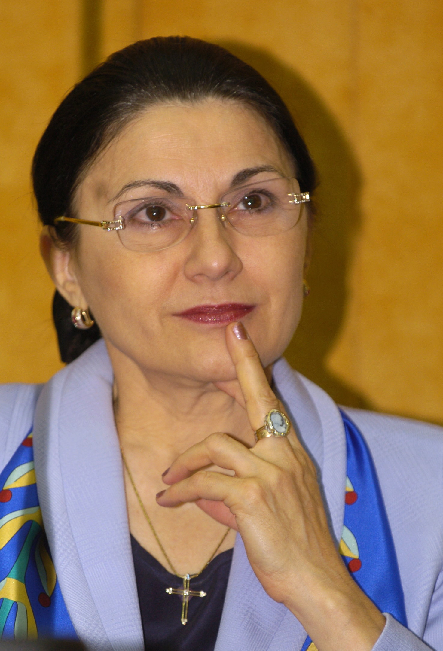 Dascalii, din nou suparati! Se simt pacaliti de Guvern