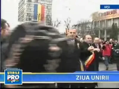 Politicienii si oamenii simpli au petrecut, la un loc, la Ziua Unirii