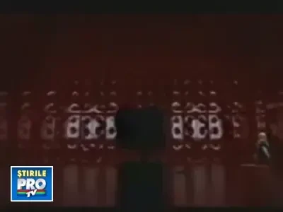 Kylie Minogue apare in cea mai sexy reclama din istorie