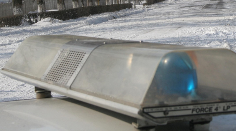 Viteza fatala: a intrat cu masina in stalp. In buzunar avea etnobotanice