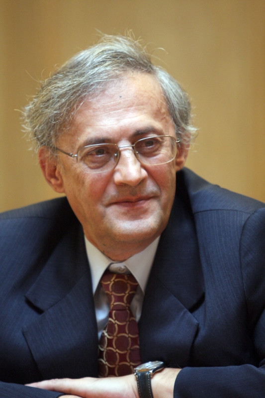 V. Astarastoae: Sanctiunile aplicate de Colegiul Medicilor nu sunt blande