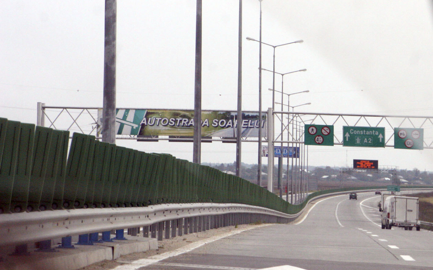 Autostrada care se mareste mereu, dar nu se termina niciodata. Inca 21 de km pentru A2