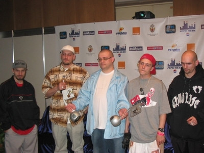 Uzzi de la BUG Mafia, snopit in bataie intr-un bar timisorean!