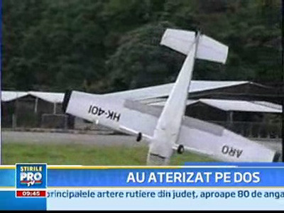Acrobatie involuntara: s-a rasturnat in cursul manevrelor de aterizare