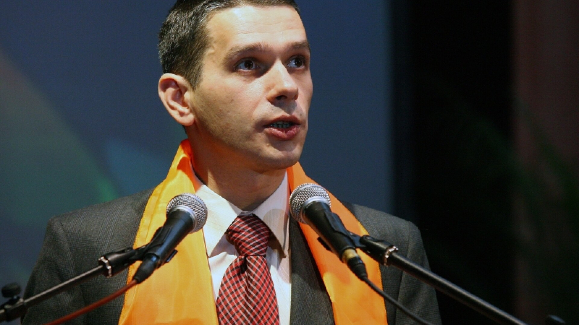 Eurodeputatul Rares Niculescu este noul purtatorul de cuvant al Guvernului