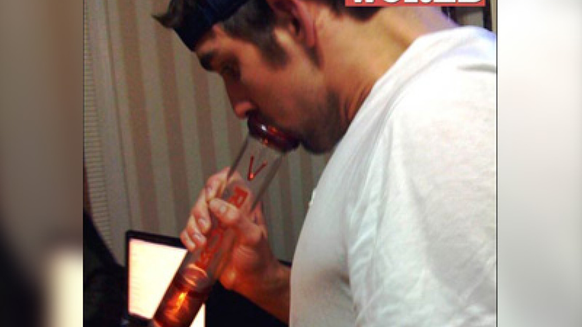 Michael Phelps a fumat canabis la o petrecere, in noiembrie 2008