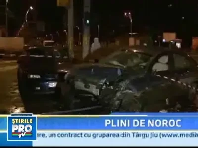 Accidente violente sambata noaptea in Bucuresti, din fericire, fara morti