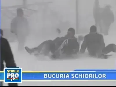 Pentru schiori, distractia pe partii e departe de a se fi terminat!