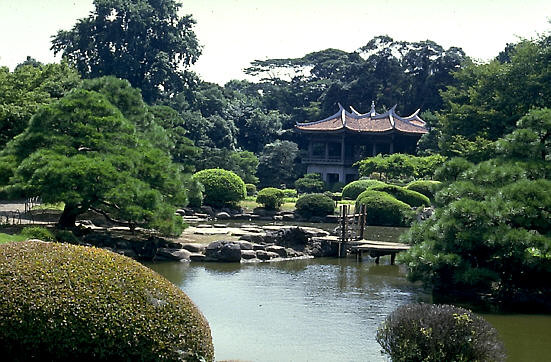 In Japonia, angajatorii amenajeaza gradini pentru relaxare