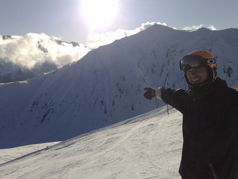 George Vintila, la schi in Austria alaturi de 40 de prieteni!