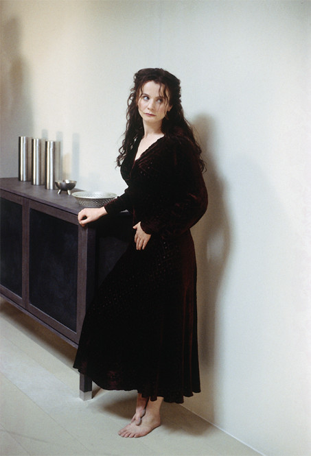 Emily Watson: "Viata e prea scurta ca sa imi petrec 7 ore la gimnastica!"