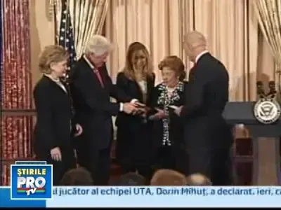 Hillary Clionton i-a multumit sotului si pentru bune si pentru... Monica!