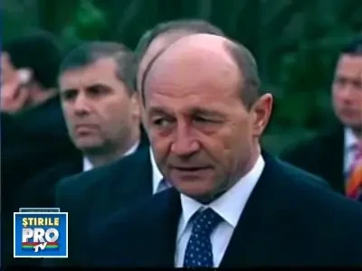 Traian Basescu a plans la monumentul eroilor romani din Budapesta