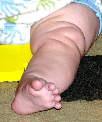 Mama la numai 12 ani!