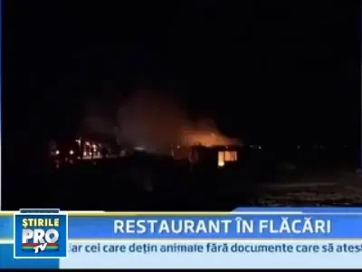 Incendiu devastator la un restaurant de pe marginea DN7