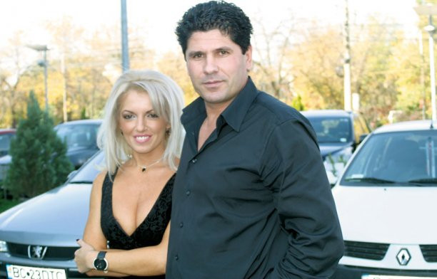 Ogica, despartit si nu prea. Exista sanse de impacare cu Crina!