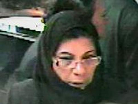 "Performanta" unei hoate: a furat inele in valoare de un milion de euro