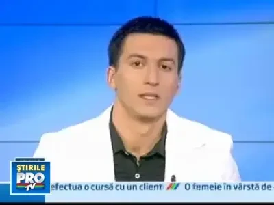 A pandit o femeie care cobora din tramvai si i-a smuls telefonul din mana!