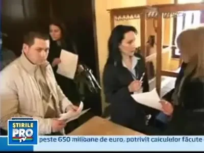 Ai vrea sa calatoresti gratuit cu avionul si sa primesti salariu?
