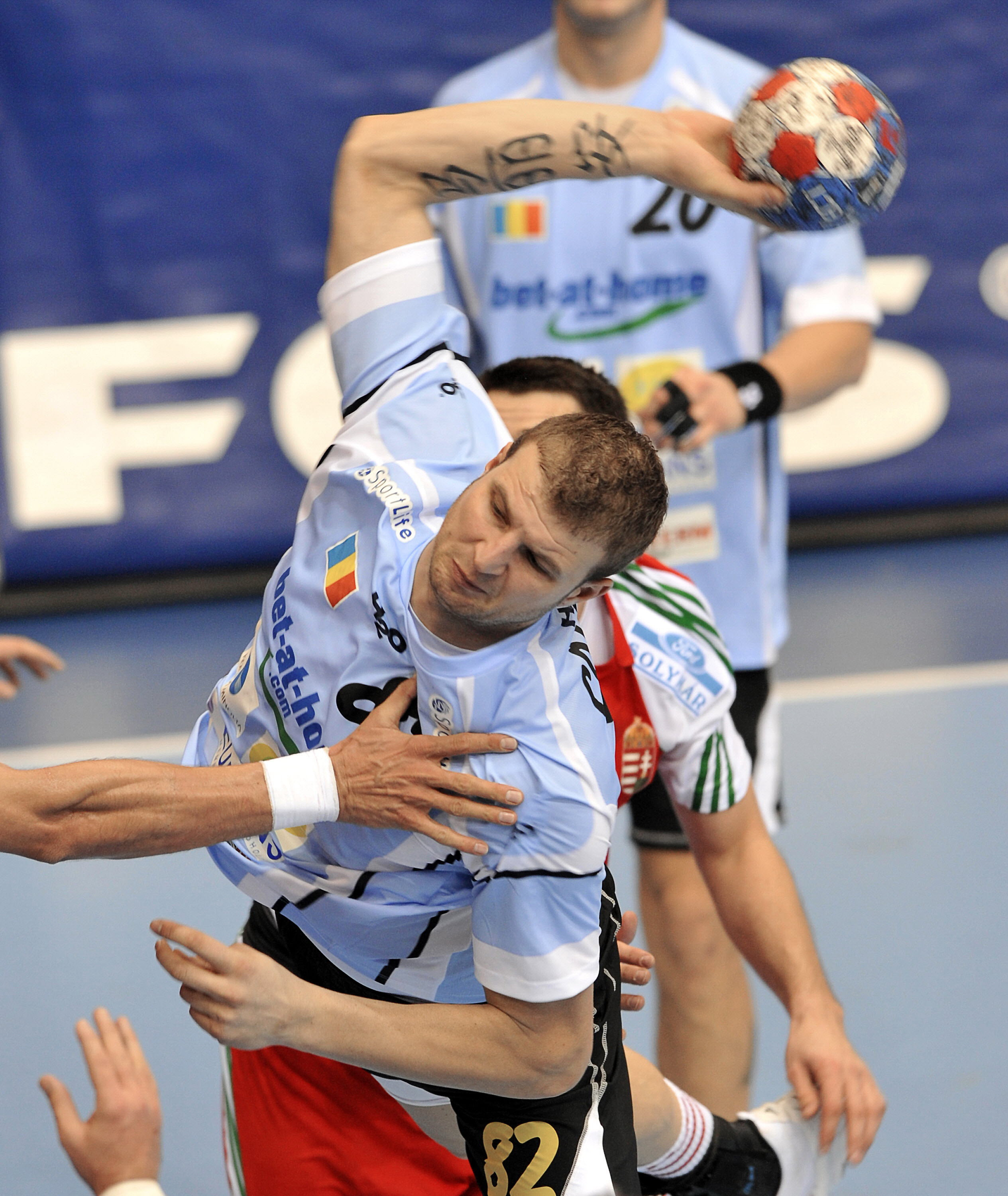 Marian Cozma ar fi implinit 27 de ani! Sute de persoane l-au comemorat