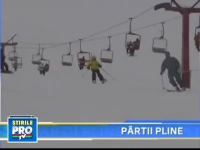 Turistii au invadat partiile de pe Valea Prahovei