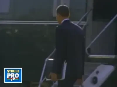 Obama il calca pe urme lui Bush si da cu capul de Marine One!