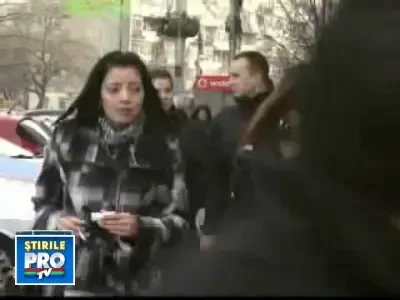 Suntem in plina criza! Pana si femeile trec mai rar pe la coafor!